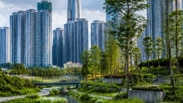 Vietnam's Dual Approach: Balancing Urban Development and Nature to Combat Flooding