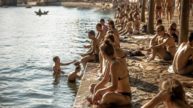 Tragic Drowning Incidents Amidst France's Unprecedented Heatwave | memphis depay barca, keluar toge 