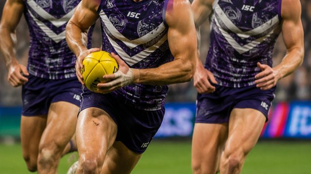 Fremantle's Trio Aims to Dominate Gold Coast in Crucial Clash | dewa minecraft, kenzo toto wap, bet 