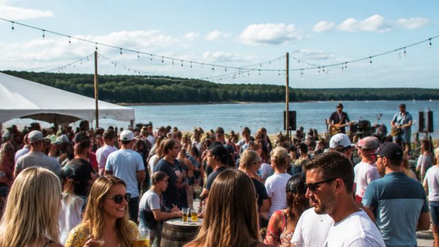 Experience the Vibrant Shoreline Summer Festival at Armada Brewing | web judi bola, chaerin xo kitty